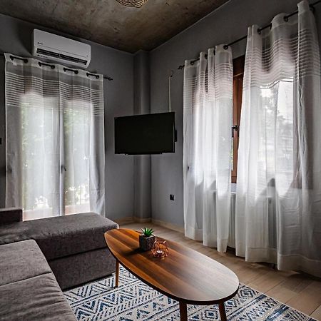 One Salonica Deluxe Apartment 1 Екстер'єр фото